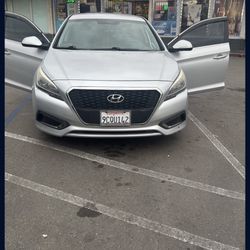 2016 Hyundai Sonata Hybrid 