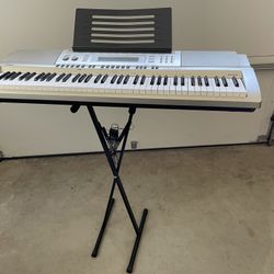 Casio 76 Key Piano Keyboard With Stand