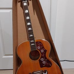 Epiphone J-200 Acoustic Guitar. MINT Condition.