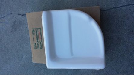 Corner soap dish w 7"× 7"