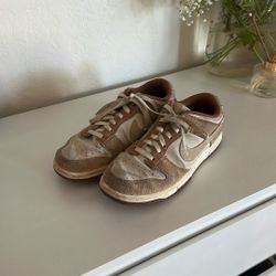 nike brown suede dunk lows 