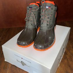 Tommy Hilfiger Rain Boots Women Size 8