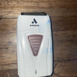 Andis ProFoil Shaver 