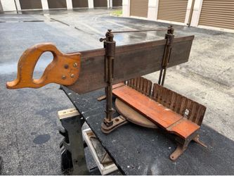 Vintage Stanley Miter Box Saw