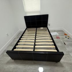 NEW BED FRAME FULL SIZE WITH MATTRESS AND BOX SPRING 