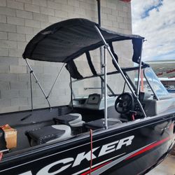 Tracker 2017 Pro Guide WT 175.COMBO. Deep  V