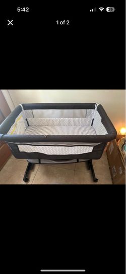Baby Bassinet with Rocking Base