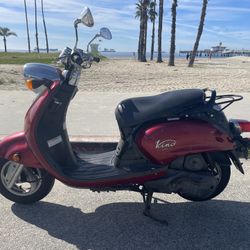 2009 Yamaha Vino 125cc Moped Scooter
