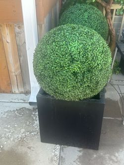 3 Artificial Trees Balls