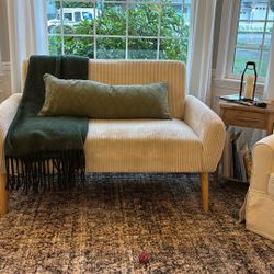 Cream Modern Upholstered Bench/settee