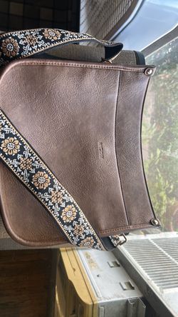 NWT HKCLUF Vegan Leather Crossbody Hobo Bag with Patterned Guitar Strap - Brown