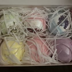 Bath Bombs/Fizzers