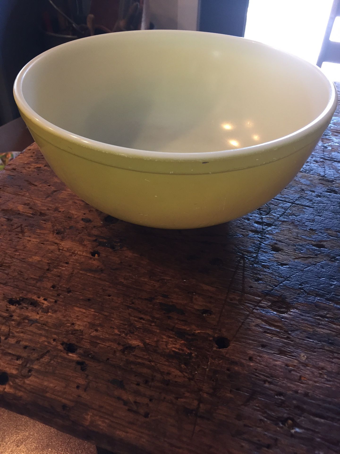 Large yellow Pyrex mixing bowl