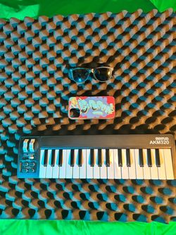 Midi Keyboard AKM 320 (mini)