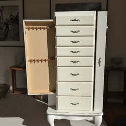 Jewelry Armoire In Very Good Condition 