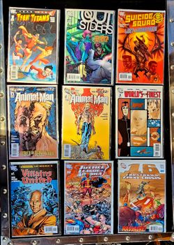 DC Comics Mixed Lot of 9 Issues