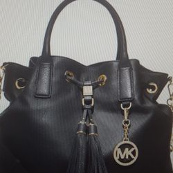 REAL  Michael Kors large bag Never Used