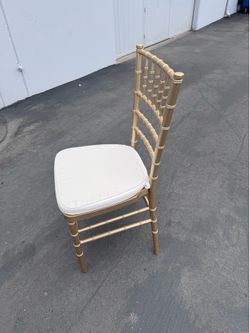 Chiavari chairs gold