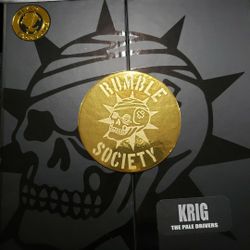 Mezco Krig With Extra Body