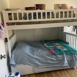 Full Sized Bunk Beds With Storage