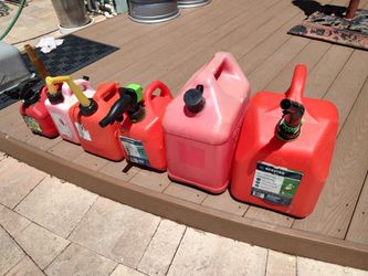 Six Gas Cans Package Deal