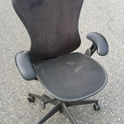 Herman Miller Mirra 2 Ergonomic Commercial Grade Office Desk Chair Computer Laptop Pc Gaming Desk