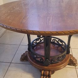 Circular Nook Table