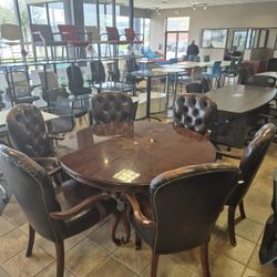 Executive Round Table (**Chairs Sold Seperately**)