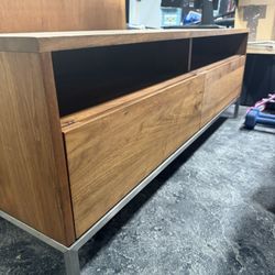 WOODEN TV STAND 