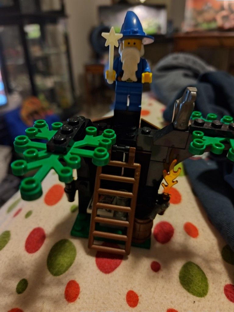 Vintage Lego Castle Set " Magic Shop"
