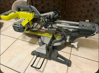MITER SAW USED WORKS GREAT