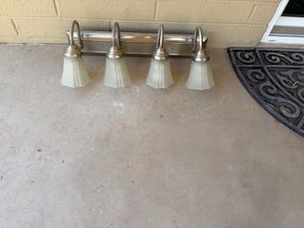 Vanity light