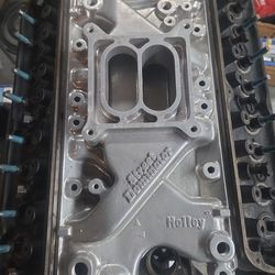 Holley street dominator