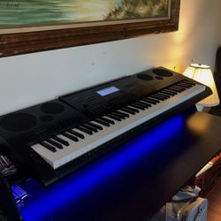 Casio- WK-7600 | 88 Key keyboard - Excellent Condition 