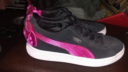 Brand new puma shoes girls size 1