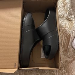 Size 11 Black Sperry Slides