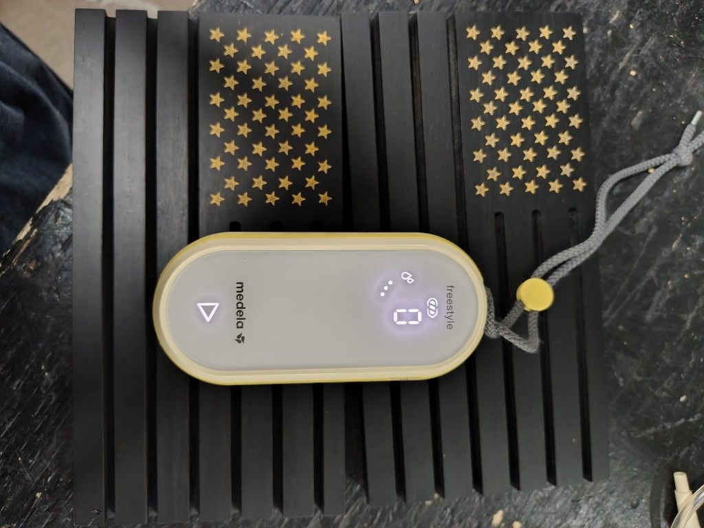 Medela Handsfree Bluetooth Breast Pump