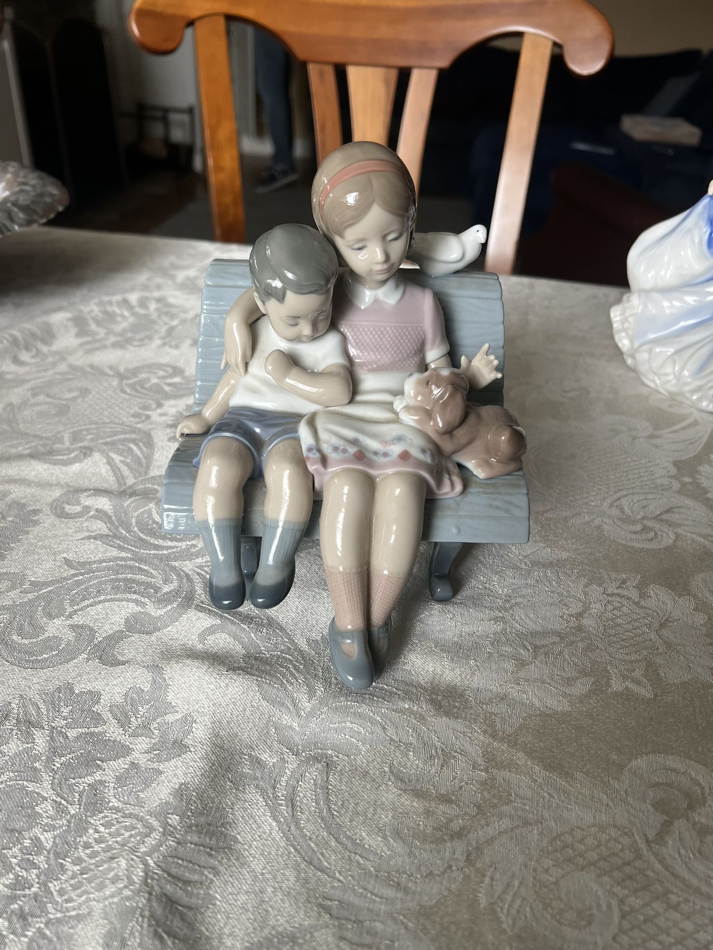 Lladro Surrounded By Love Children Figurine