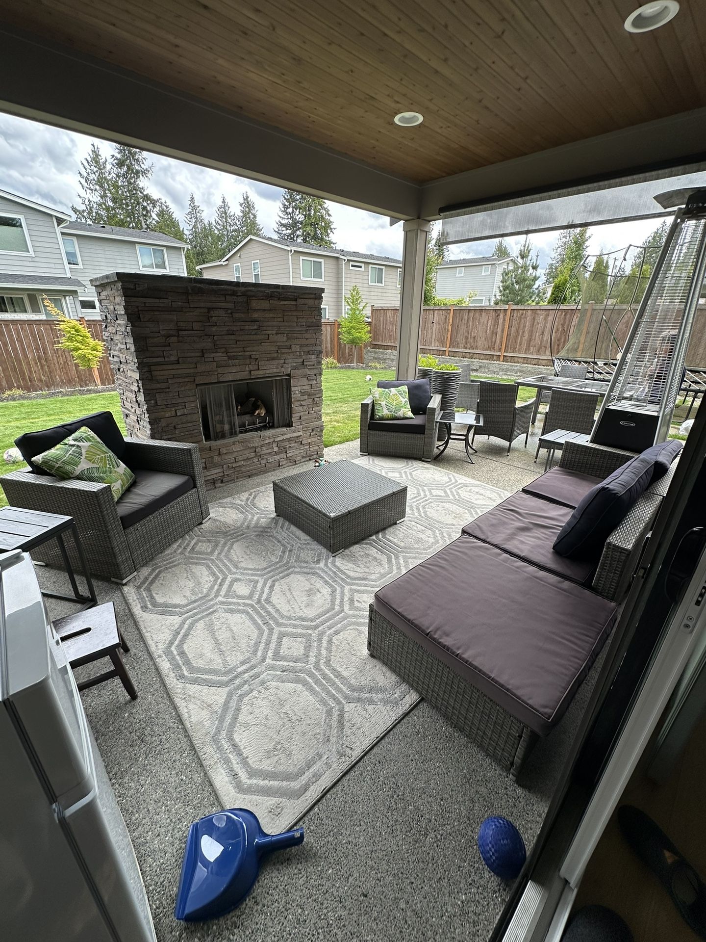 Used Outdoor Patio All Weather Wicker Set