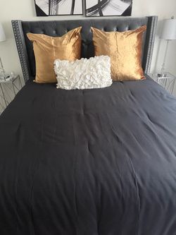Queen Gray Tufted Wingback Bed Frame with Headboard
