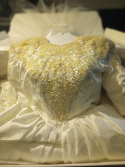 Beautiful Wedding Dress In A Keepsake Box
