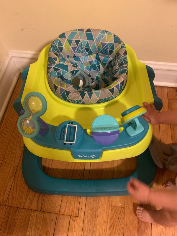 Hardly used Baby walker ! for Sale in Bellwood, IL OfferUp