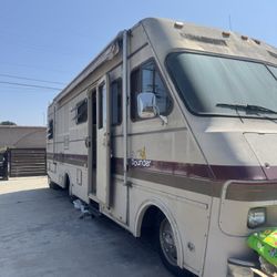 1989 Rv Bounder 