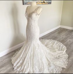 Brand New Wedding Dress Size 10