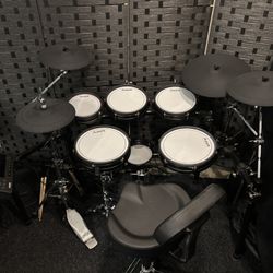 Alesis Strata Club + Expansion Pack