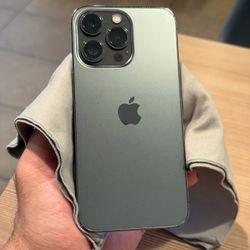 Apple iPhone 13 Pro ‘Graphite’ · Unlocked - 128GB