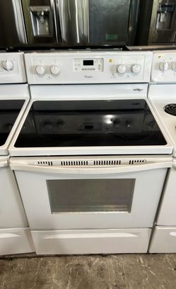 Whirlpool White Electric Range SelfClean