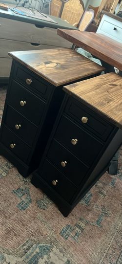 Nightstand set