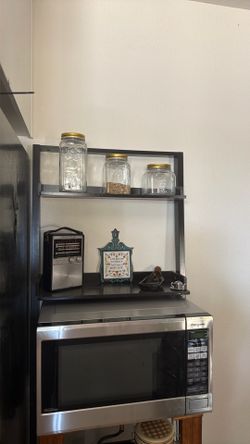 Moving sale