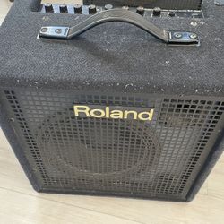 Roland KC-300 Made In USA 12” Keyboard / Vocal Combo Amp.